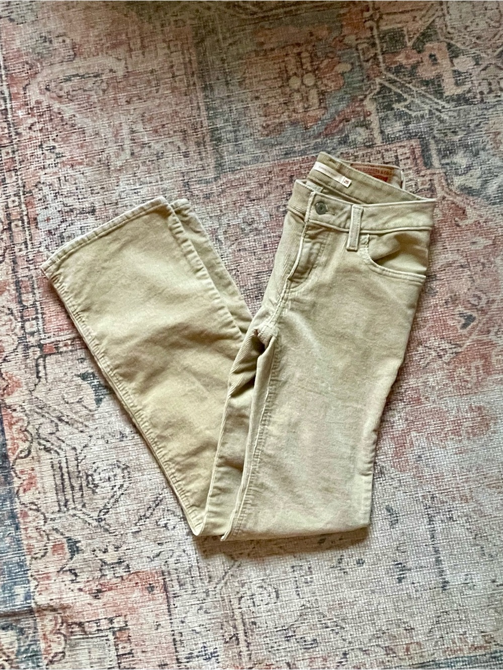 Levi’s Women’s Beige Corduroy Superlow Boot Flare Jeans SZ 25 NWOT Red Tag Y2K - Picture 8 of 8